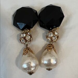 Vintage 1970s earrings